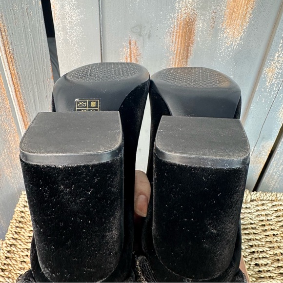 Tory Burch Josephine Velvet Rhinestone Bow Pump Black Sz 7.5 - Picture 12 of 16